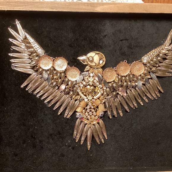 Man cave vintage jewelry handcrafted framed art bird gold tone necklace feathers - Picture 7 of 11